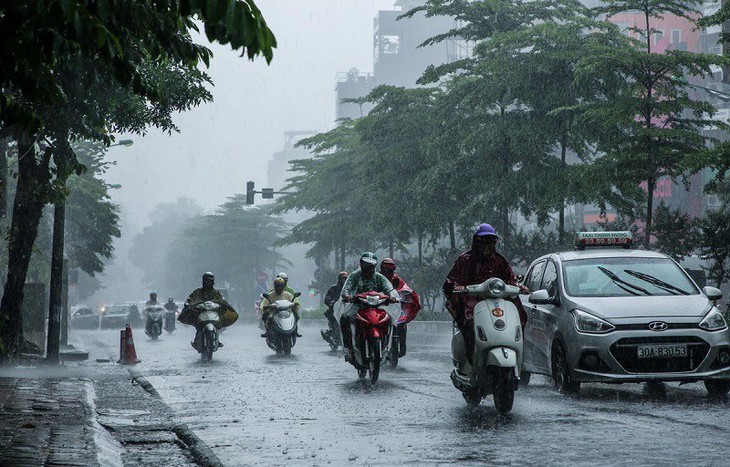 Bão số 8 cường độ mạnh sắp vào biển Đông, miền Bắc mưa tầm tã những ngày tới - Ảnh 2. Bão số 8 cường độ mạnh sắp vào biển Đông, miền Bắc mưa tầm tã những ngày tới - Ảnh 2.