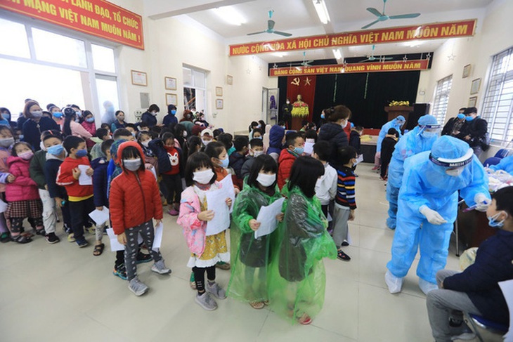 Nỗi lo sức khỏe tâm thần trẻ em, hệ lụy từ COVID-19 - Ảnh 2. Nỗi lo sức khỏe tâm thần trẻ em, hệ lụy từ COVID-19 - Ảnh 2.
