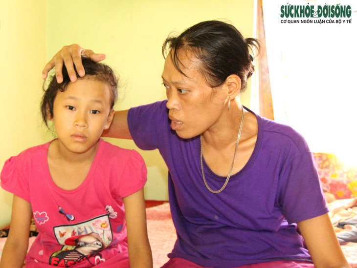 3 số phận hẩm hiu và nỗi đau bệnh tật của hai mẹ con cùng bị thiểu năng trí tuệ - Ảnh 6. 3 số phận hẩm hiu và nỗi đau bệnh tật của hai mẹ con cùng bị thiểu năng trí tuệ - Ảnh 6.