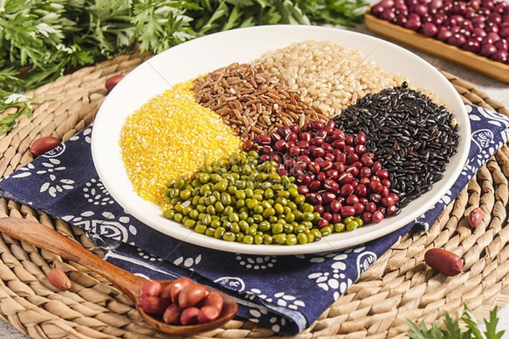 Sau tiêm vắcxin COVID - 19 có cần kiêng ăn trứng? - Ảnh 3.
