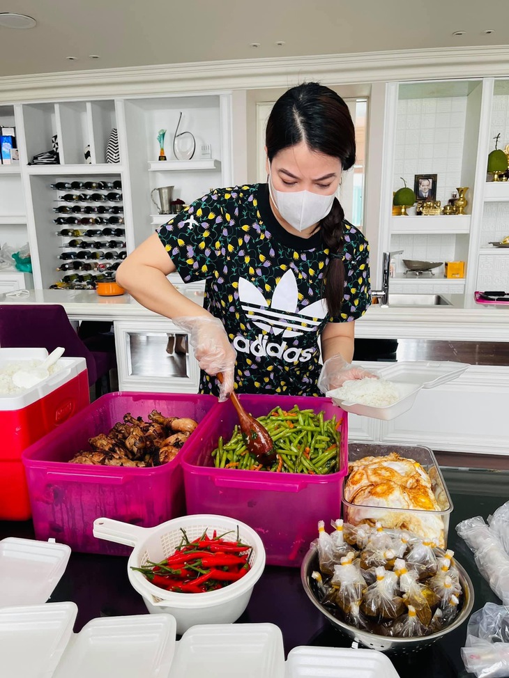 Sống khác mùa COVID-19: Trương Ngọc Ánh biết ơn cuộc sống trong mọi hoàn cảnh - Ảnh 4. Sống khác mùa COVID-19: Trương Ngọc Ánh biết ơn cuộc sống trong mọi hoàn cảnh - Ảnh 4.