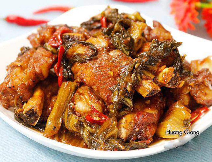 7 món ngon 'khó cưỡng' ngày se lạnh - Ảnh 7. Sườn kho dưa, món ngon biến tấu bạn có thể thử tại gia ngày cuối tuần