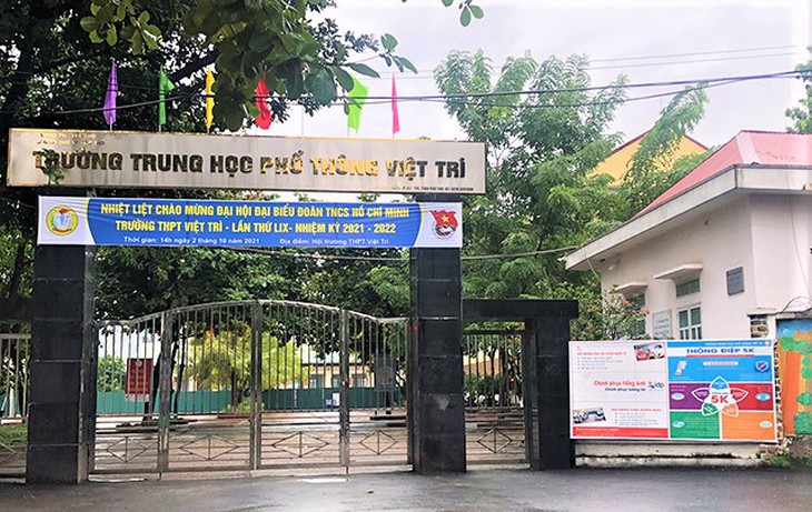 Học sinh 8 trường THPT tại Phú Thọ tạm nghỉ học để phòng dịch COVID-19 - Ảnh 2.