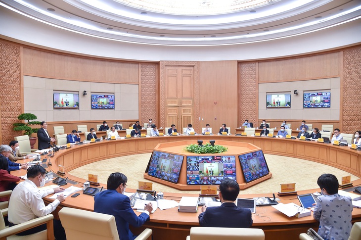 Thủ tướng: "Chúng ta tự tin thực hiện thích ứng an toàn, linh hoạt, kiểm soát có hiệu quả dịch bệnh" - Ảnh 5.