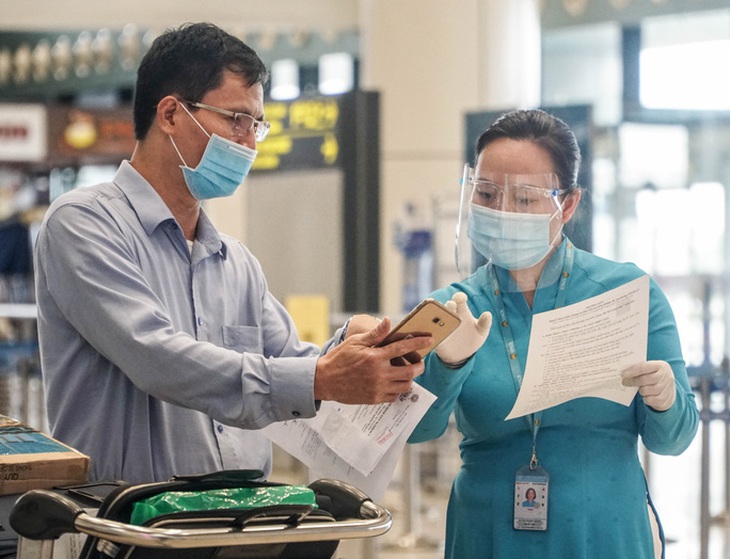 Đề xuất tăng chuyến bay nội địa, hành khách tiêm đủ liều vaccine không cần xét nghiệm COVID-19 - Ảnh 1. Đề xuất tăng chuyến bay nội địa, hành khách tiêm đủ liều vaccine không cần xét nghiệm COVID-19 - Ảnh 1.