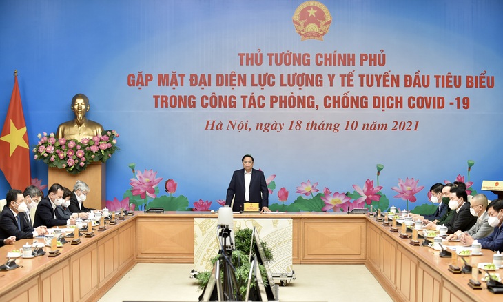 Thủ tướng: "Gần 2 năm qua, cả dân tộc ta đã dần dần đi qua dịch bệnh một cách kiên cường" - Ảnh 7. Thủ tướng: "Gần 2 năm qua, cả dân tộc ta đã dần dần đi qua dịch bệnh một cách kiên cường" - Ảnh 7.