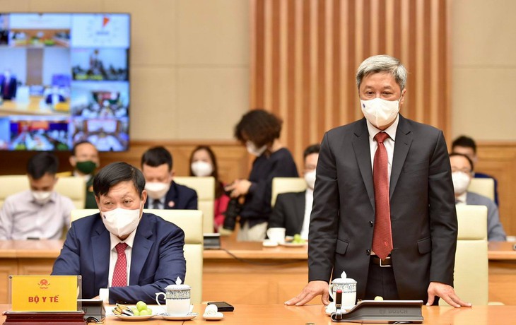Thủ tướng: "Gần 2 năm qua, cả dân tộc ta đã dần dần đi qua dịch bệnh một cách kiên cường" - Ảnh 4. Thủ tướng: "Gần 2 năm qua, cả dân tộc ta đã dần dần đi qua dịch bệnh một cách kiên cường" - Ảnh 4.