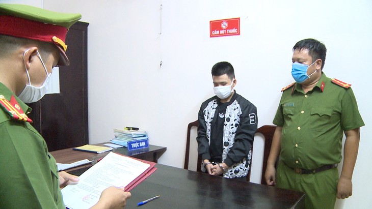 Lừa chuyển tiền từ thiện, thanh niên 18 tuổi lừa được gần... 8 tỷ đồng - Ảnh 3.