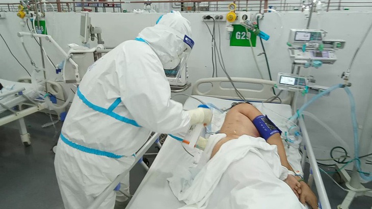 Bộ trưởng Nguyễn Thanh Long 'trải lòng' về công tác phòng, chống dịch suốt 2 năm qua - Ảnh 4.