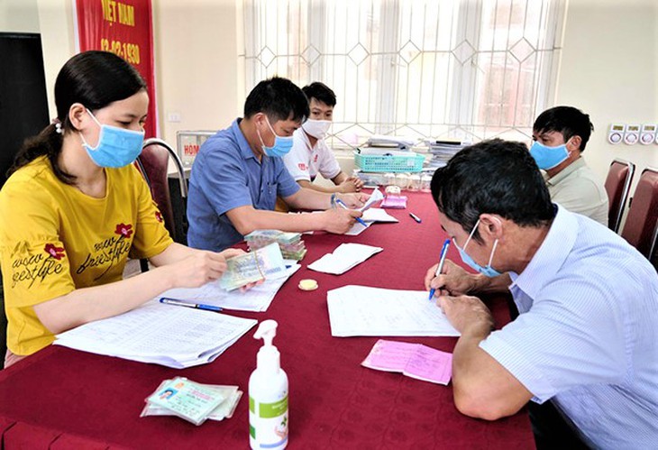 Lập 12 đoàn kiểm tra việc thực hiện hỗ trợ người dân khó khăn do COVID-19 - Ảnh 2. Lập 12 đoàn kiểm tra việc thực hiện hỗ trợ người dân khó khăn do COVID-19 - Ảnh 2.