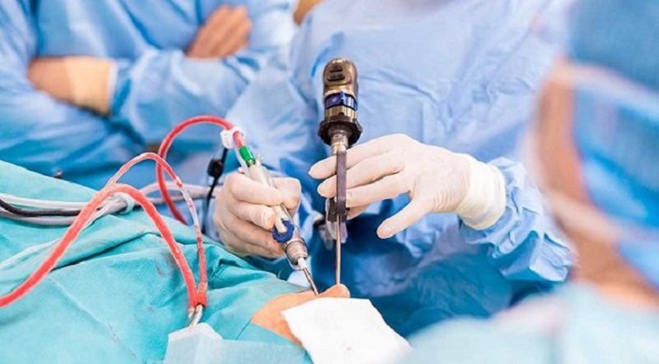 Chăm sóc bệnh nhân sau mổ mũi xoang - Ảnh 2.
