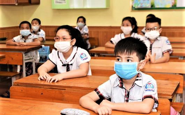 Đi học trực tiếp, đây là những điều nhà trường và học sinh cần làm ngay