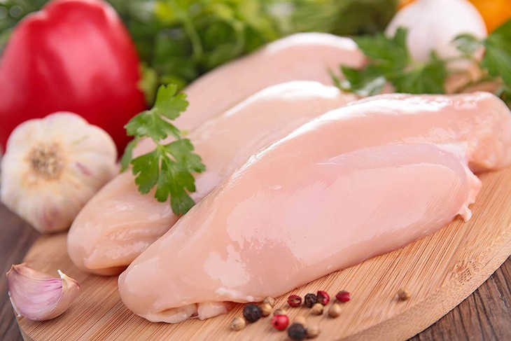 Ăn ức gà giảm cân, nam thanh niên bị tổn thương thận nghiêm trọng - Ảnh 4.