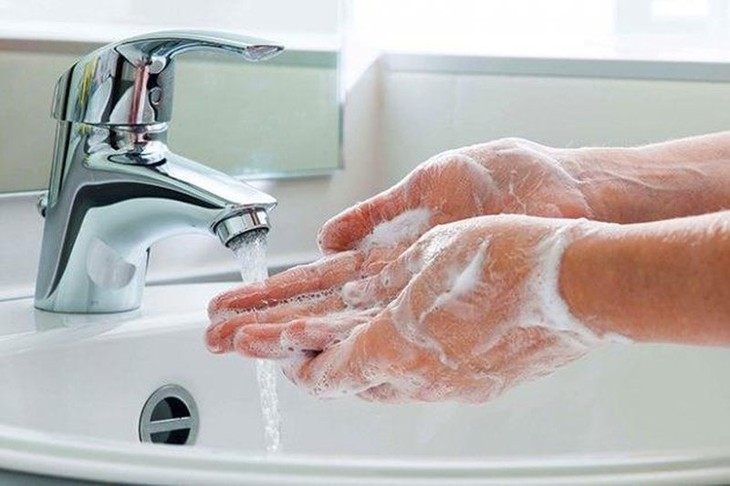 7 biện pháp đảm bảo ăn uống an toàn sau mưa lũ - Ảnh 2.