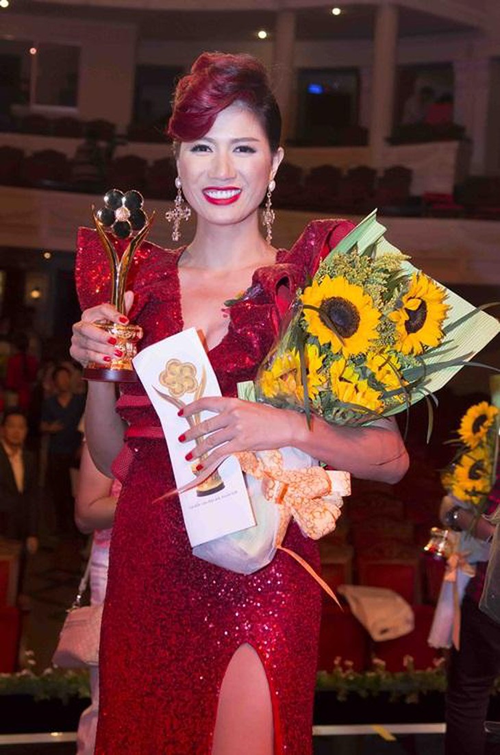Trang Trần, 'người mẫu thị phi' kiêm 'thánh chửi thề' - Ảnh 4.