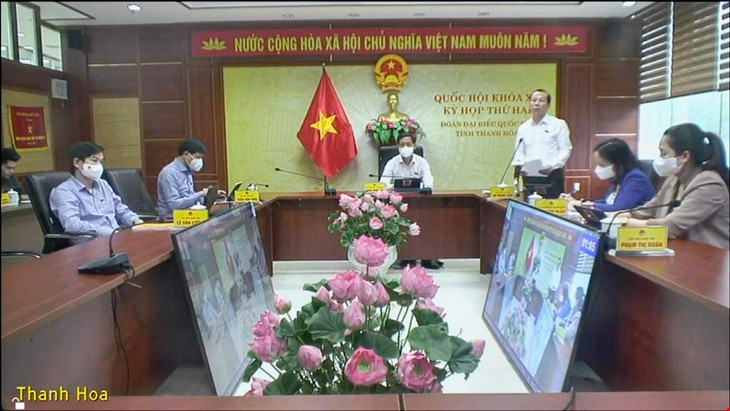 ĐBQH đề nghị cấm hành vi làm phiền khách hàng của nhân viên bảo hiểm - Ảnh 2. ĐBQH đề nghị cấm hành vi làm phiền khách hàng của nhân viên bảo hiểm - Ảnh 2.