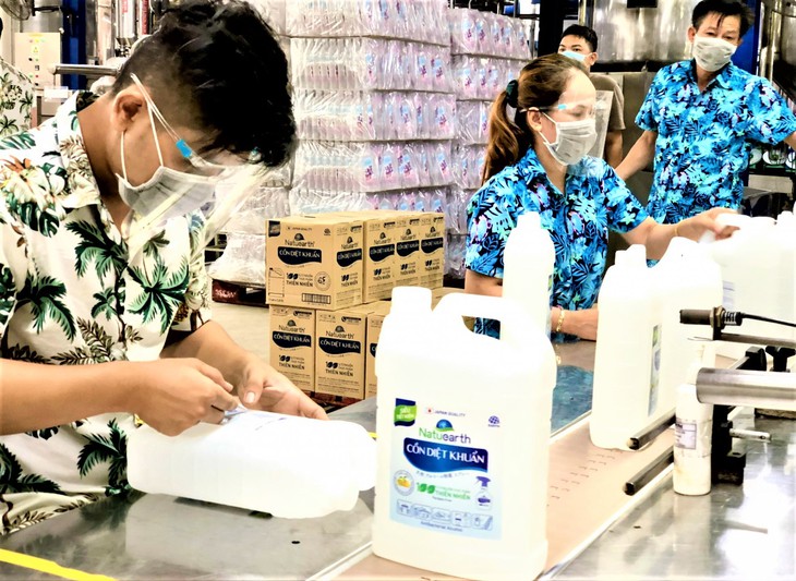 Nhiều doanh nghiệp tại Bình Dương lên phương án sản xuất an toàn - Ảnh 1.