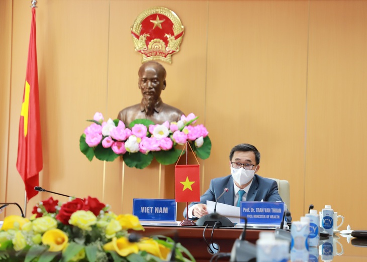 GS.TS. Trần Văn Thuấn, Thứ trưởng Bộ Y tế phát biểu tại Kỳ họp trực tuyến lần thứ 72 Khu vực Tây Thái Bình Dương của WHO GS.TS. Trần Văn Thuấn, Thứ trưởng Bộ Y tế phát biểu tại Kỳ họp trực tuyến lần thứ 72 Khu vực Tây Thái Bình Dương của WHO