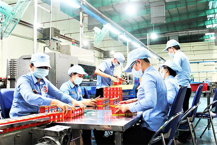 Tháo gỡ khó khăn cho doanh nghiệp theo phương châm "an toàn để sản xuất, sản xuất phải an toàn" - Ảnh 2.
