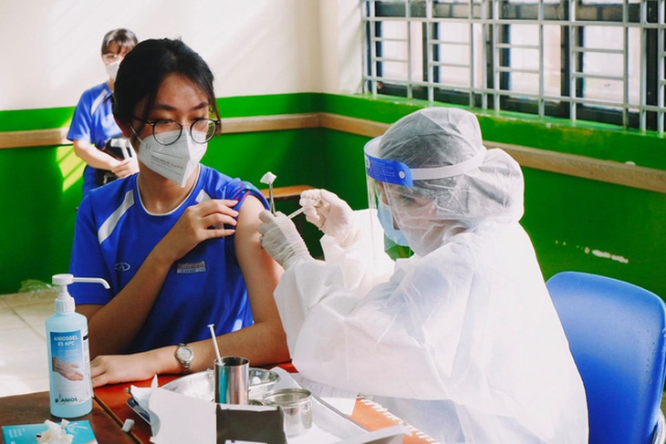 Ngoài TP HCM, có những tỉnh nào đã tiêm vaccine phòng COVID-19 cho trẻ em? - Ảnh 1. Ngoài TP HCM, có những tỉnh nào đã tiêm vaccine phòng COVID-19 cho trẻ em? - Ảnh 1.