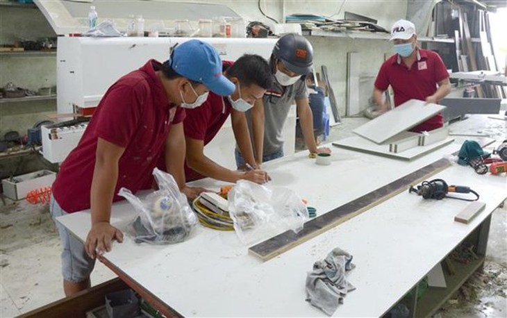 Để quy định "Thích ứng an toàn, linh hoạt, kiểm soát hiệu quả dịch COVID-19" thực sự giúp doanh nghiệp phát huy hiệu quả trong sản xuất - Ảnh 3.