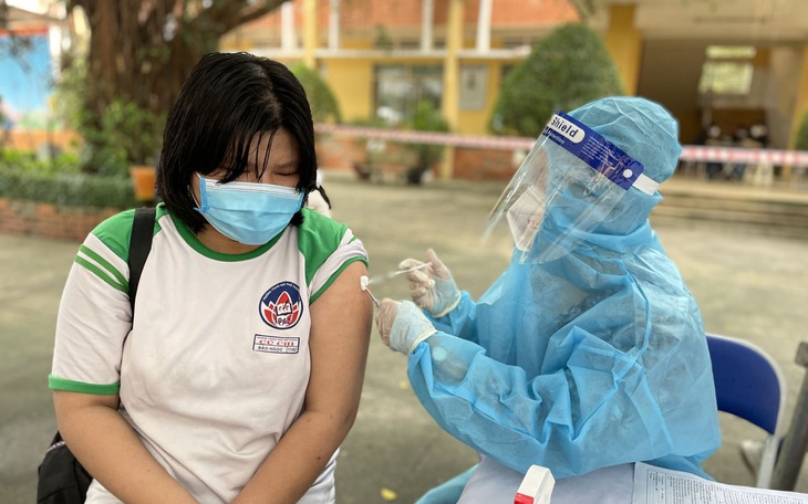 Ngoài TP HCM, những tỉnh nào đã tiêm vaccine phòng COVID-19 cho trẻ em?