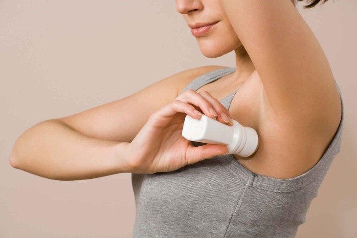 Khử mùi, đối diện với khả năng ung thư vú? - Ảnh 2.