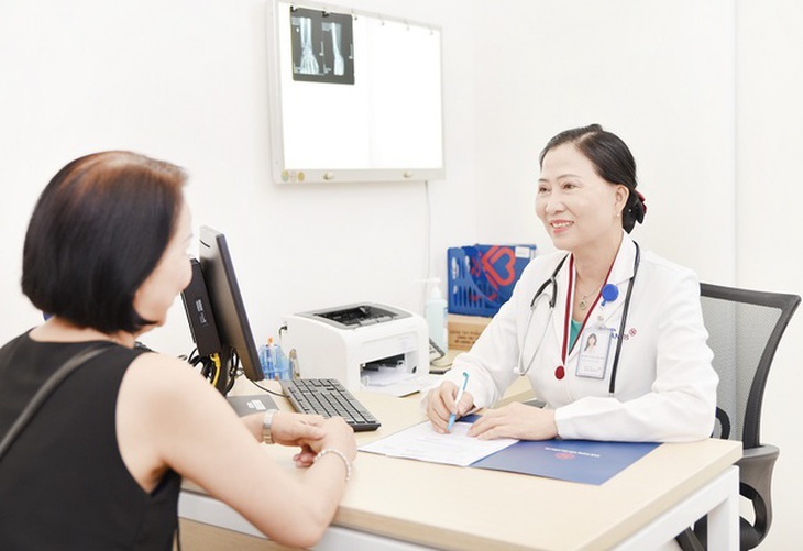 Các triệu chứng mãn kinh kéo dài bao lâu? - Ảnh 2.