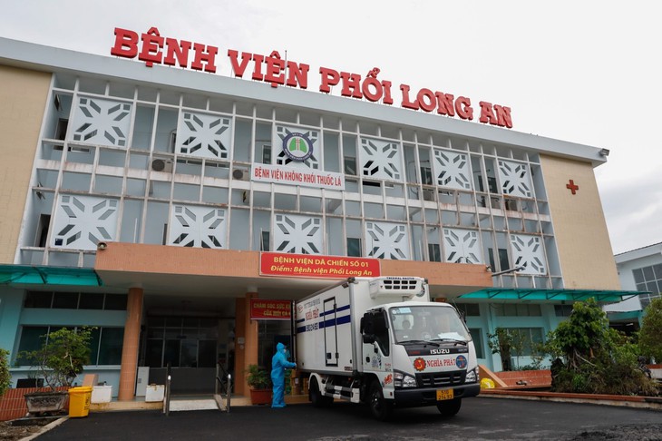Thêm một triệu viên thuốc Molnupiravir thí điểm điều trị F0 có kiểm soát tại nhà - Ảnh 3. Thêm một triệu viên thuốc Molnupiravir thí điểm điều trị F0 có kiểm soát tại nhà - Ảnh 3.