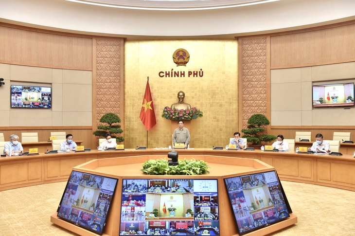 Thủ tướng yêu cầu tuyệt đối không chủ quan, lơ là, mất bình tĩnh, phải tỉnh táo, sáng suốt trước dịch bệnh - Ảnh 2.