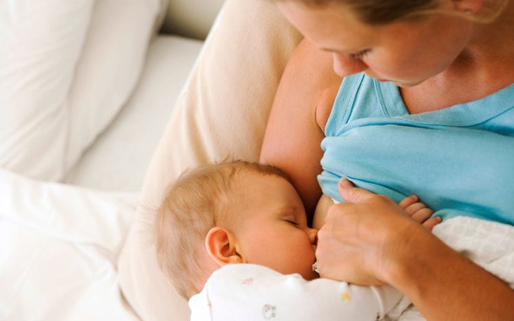 Giảm nguy cơ mắc nhiều bệnh nhờ nuôi con bằng sữa mẹ