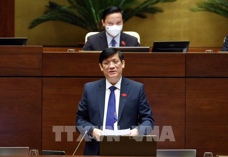 Bộ trưởng Bộ Y tế nói gì về việc "loạn" giá xét nghiệm mà Đại biểu Quốc hội và dư luận quan tâm? - Ảnh 1.