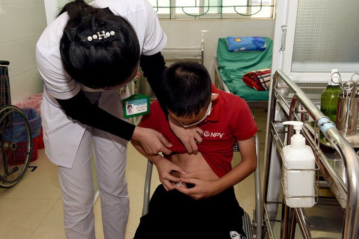 Bệnh viện Nội tiết Nghệ An: Điều trị hiệu quả đái tháo đường tuýp 1 ở trẻ - Ảnh 3.