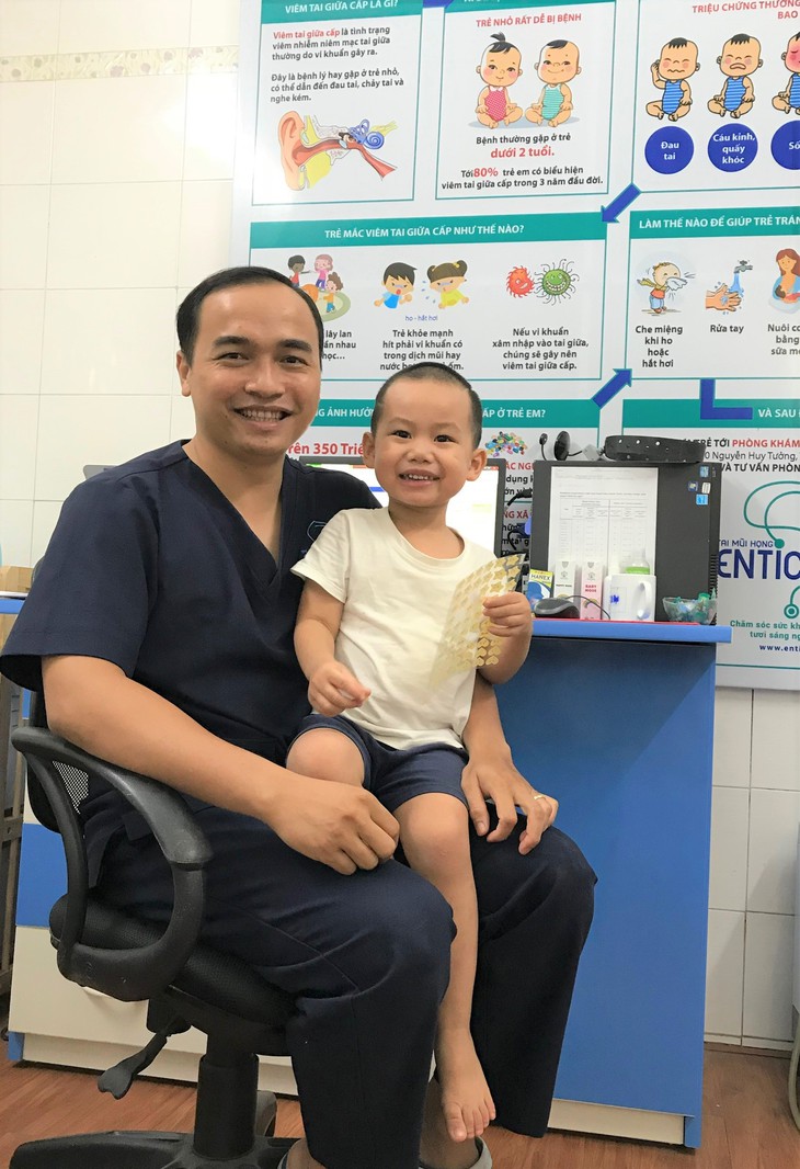 ThS. Bác sĩ Nguyễn Xuân Đạt: Chữa bệnh bằng tình yêu thương - Ảnh 2. ThS. Bác sĩ Nguyễn Xuân Đạt: Chữa bệnh bằng tình yêu thương - Ảnh 2.