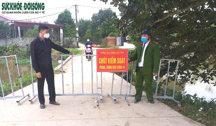 Xuất hiện ổ dịch tại huyện Ninh Giang, huy động tổng lực xuyên đêm lấy mẫu - Ảnh 7. Xuất hiện ổ dịch tại huyện Ninh Giang, huy động tổng lực xuyên đêm lấy mẫu - Ảnh 7.