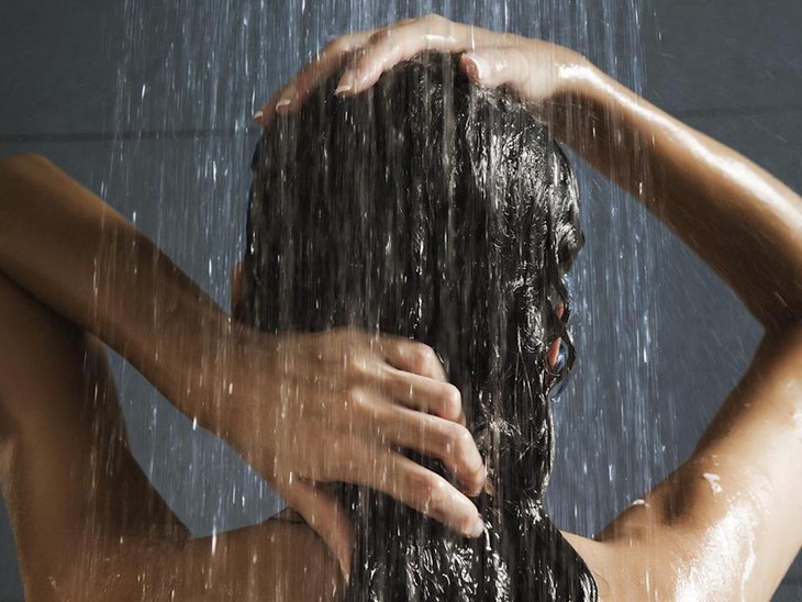 Ngủ sau khi ăn: 3 bất lợi và 5 lưu ý sau bữa ăn - Ảnh 2.