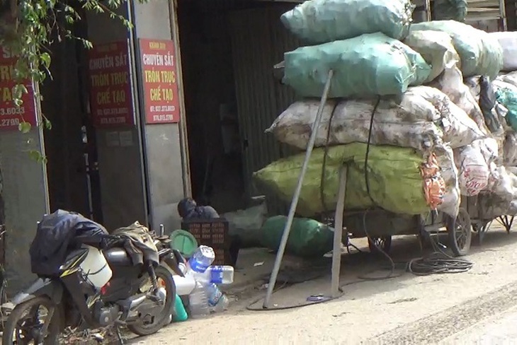 Hà Nội – Xe lôi, xe kéo lại “tung hoành” cuối năm - Ảnh 4.