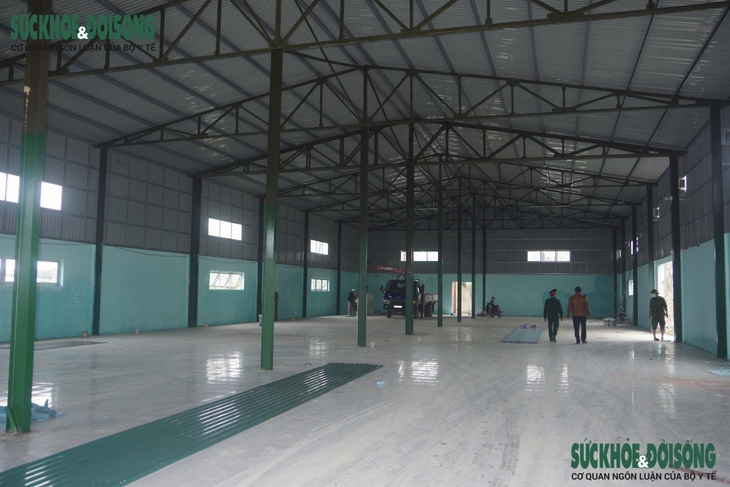 Thừa Thiên Huế: Quân đội gấp rút chuẩn bị khu thu dung và điều trị F0 - Ảnh 1. Thừa Thiên Huế: Quân đội gấp rút chuẩn bị khu thu dung và điều trị F0 - Ảnh 1.