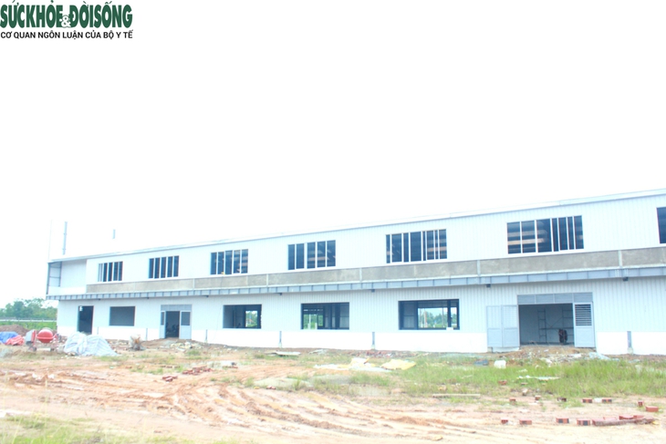 Thừa Thiên Huế: Quân đội gấp rút chuẩn bị khu thu dung và điều trị F0 - Ảnh 8. Thừa Thiên Huế: Quân đội gấp rút chuẩn bị khu thu dung và điều trị F0 - Ảnh 8.