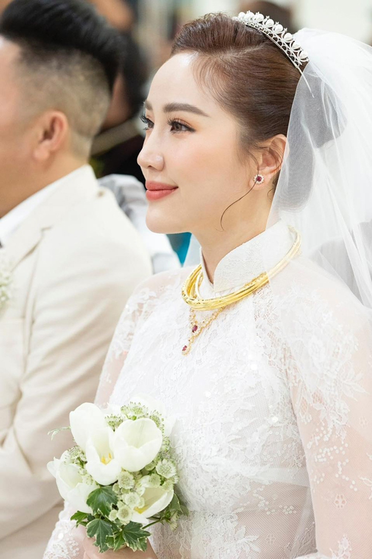 Bảo Thy khoe con trai mới sinh kháu khỉnh, tiết lộ nghén nặng đến xuất huyết dạ dày - Ảnh 4.