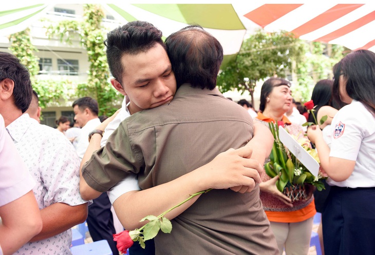 Sắp đến 20/11, đừng ngần ngại kết nối, thể hiện tình cảm với thầy cô - Ảnh 3. Sắp đến 20/11, đừng ngần ngại kết nối, thể hiện tình cảm với thầy cô - Ảnh 3.