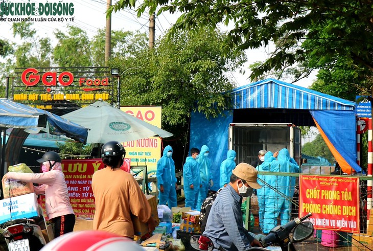Đảm bảo đời sống cho hơn 4000 dân "ốc đảo" Cồn Hến - Ảnh 5.
