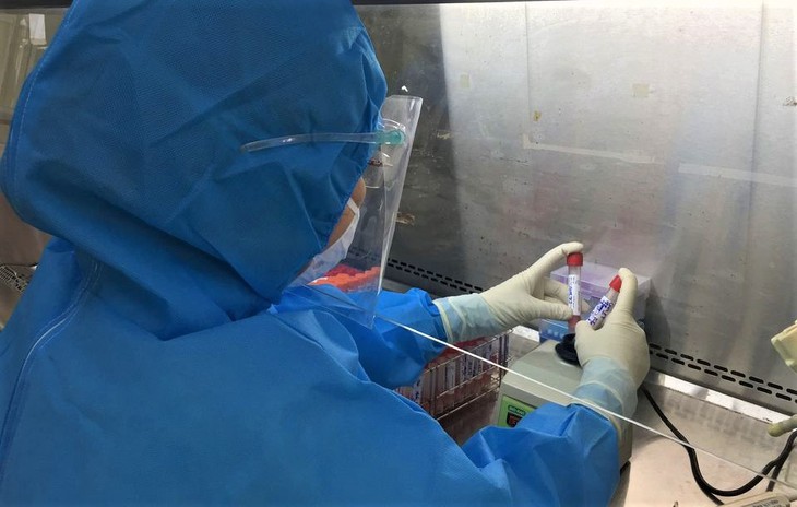 Sáng 17/6: Hơn 36 triệu người có hộ chiếu vaccine; biến thể phụ BA.4, BA.5 có thể làm tăng ca mắc COVID-19 thời gian tới - Ảnh 1. Sáng 17/6: Hơn 36 triệu người có hộ chiếu vaccine; biến thể phụ BA.4, BA.5 có thể làm tăng ca mắc COVID-19 thời gian tới - Ảnh 1.