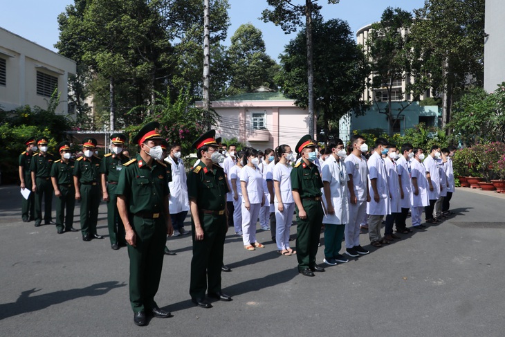 TP.HCM: Tăng cường 20 tổ quân y cho 3 quận - Ảnh 1.