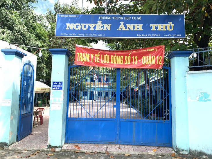 Gia tăng F0, TP.HCM tăng cường các trạm y tế lưu động - Ảnh 1.