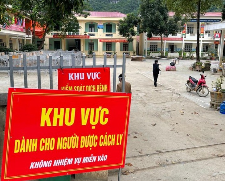 Bên trong khu cách ly và điều trị bệnh nhân COVID-19 tại điểm nóng dịch bệnh của Hà Giang - Ảnh 9. Bên trong khu cách ly và điều trị bệnh nhân COVID-19 tại điểm nóng dịch bệnh của Hà Giang - Ảnh 9.