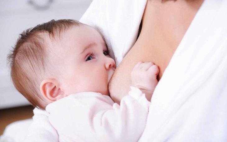 Khoảng thời gian tốt nhất cho con bú sữa mẹ