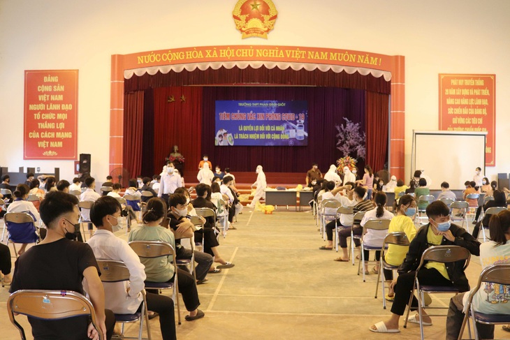TP. Điện Biên: Tăng cường lấy mẫu xét nghiệm COVID-19 tại trường học trên địa bàn thành phố - Ảnh 2. TP. Điện Biên: Tăng cường lấy mẫu xét nghiệm COVID-19 tại trường học trên địa bàn thành phố - Ảnh 2.