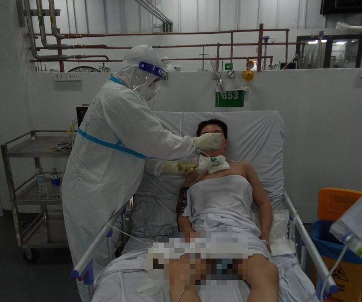 Tâm thư thắt lòng của nam điều dưỡng tưởng niệm hơn 2 vạn đồng bào mất vì COVID-19 - Ảnh 2.