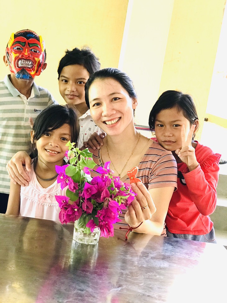 Những người mang nặng trách nhiệm và yêu thương ươm mầm non tương lai trên dãy Trường Sơn - Ảnh 6.
